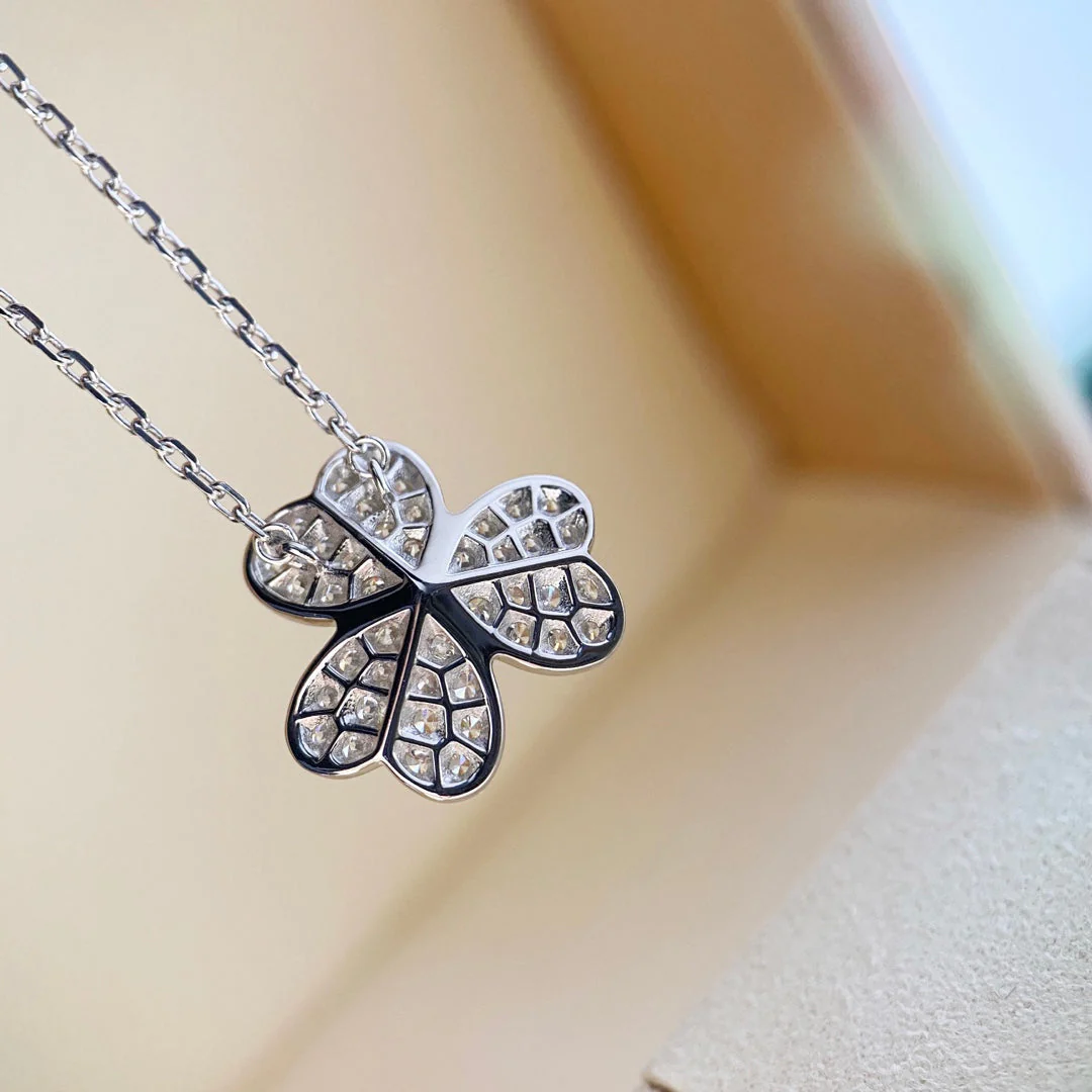 [VA]CLOVER DIAMOND NECKLACE SILVER