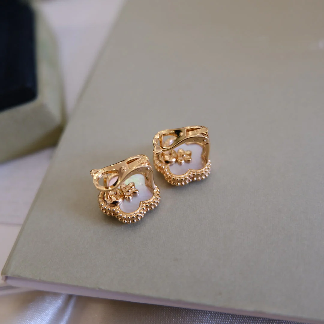 [VA]LUCKY PINK GOLD WHITE MOP EARRINGS