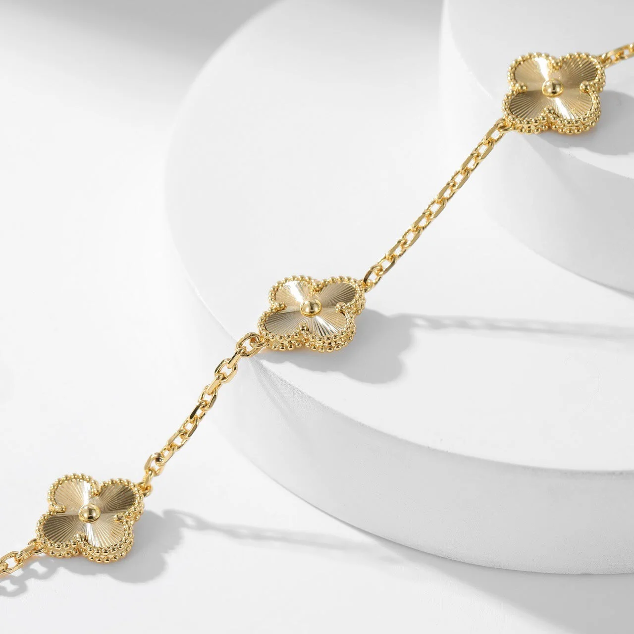 [VA]CLOVER 10 MOTIFS LASER NECKLACE