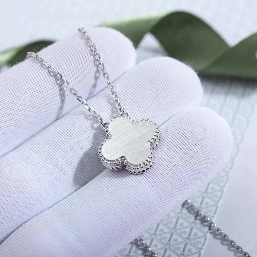 [VA]CLOVER  15MM DIAMOND LASER NECKLACE SILVER
