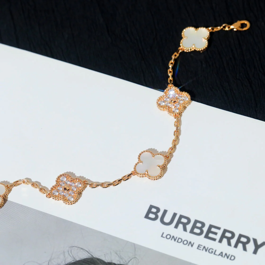 [VA]CLOVER BRACELET 5 MOTIF WHITE MOP DIAMOND