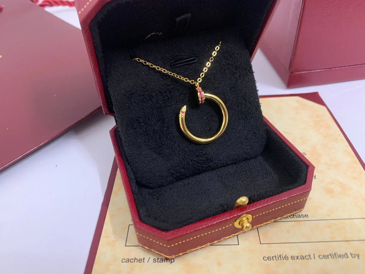 [CT]JUSTE PINK DIAMOND NECKLACE