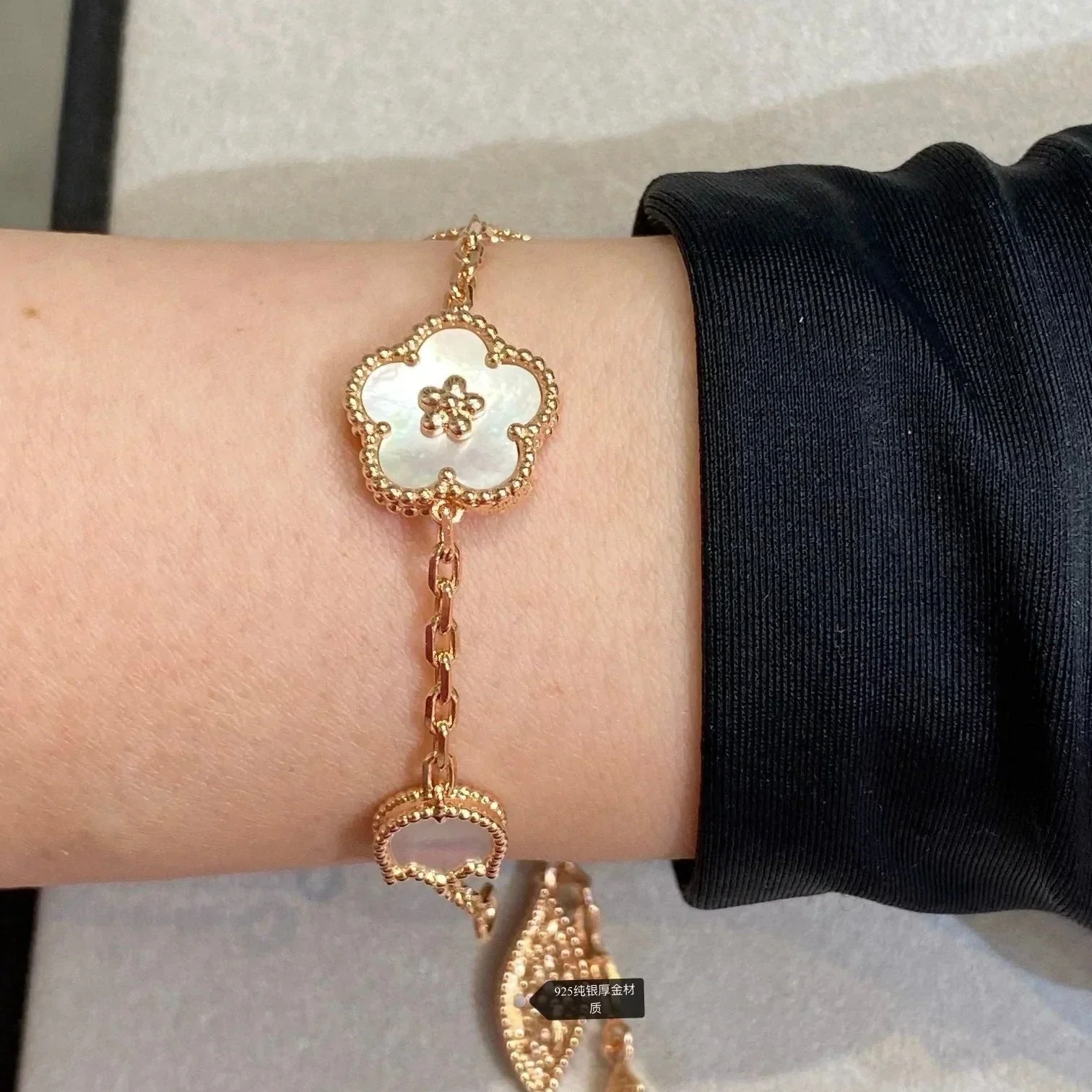[VA]LUCKY SPRING 5 MOTIF BRACELET