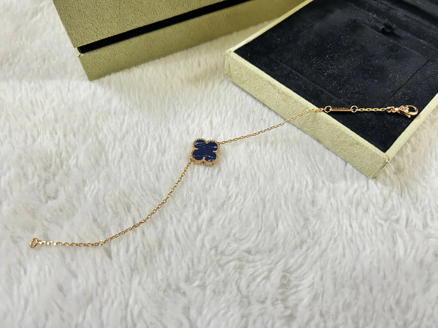 [VA]CLOVER 1 MOTIF PIETERSITE BRACELET