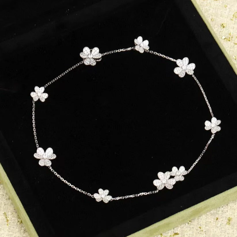 [VA]FRIVOLE SILVER 9 FLOWERS NECKLACE