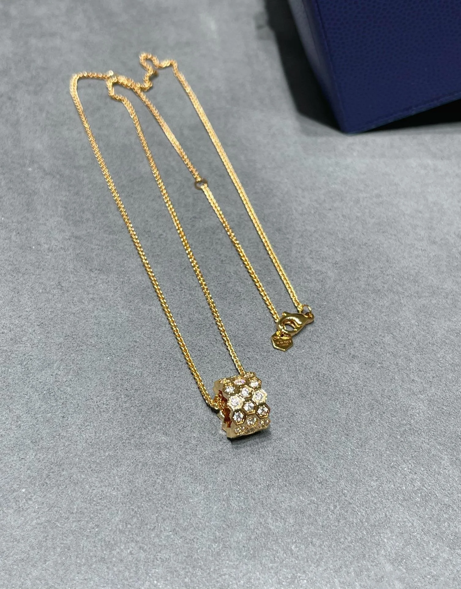 [CH]BEE LOVE DIAMOND PAVED 3 ROW NECKLACE