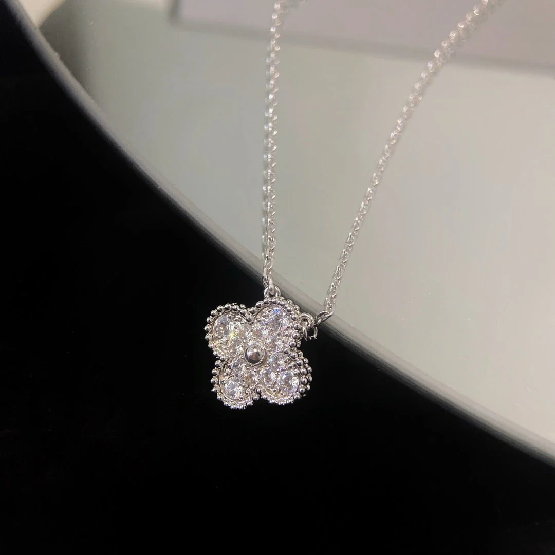 [VA]CLOVER 15MM DIAMOND SINGLE FLOWER NECKLACE