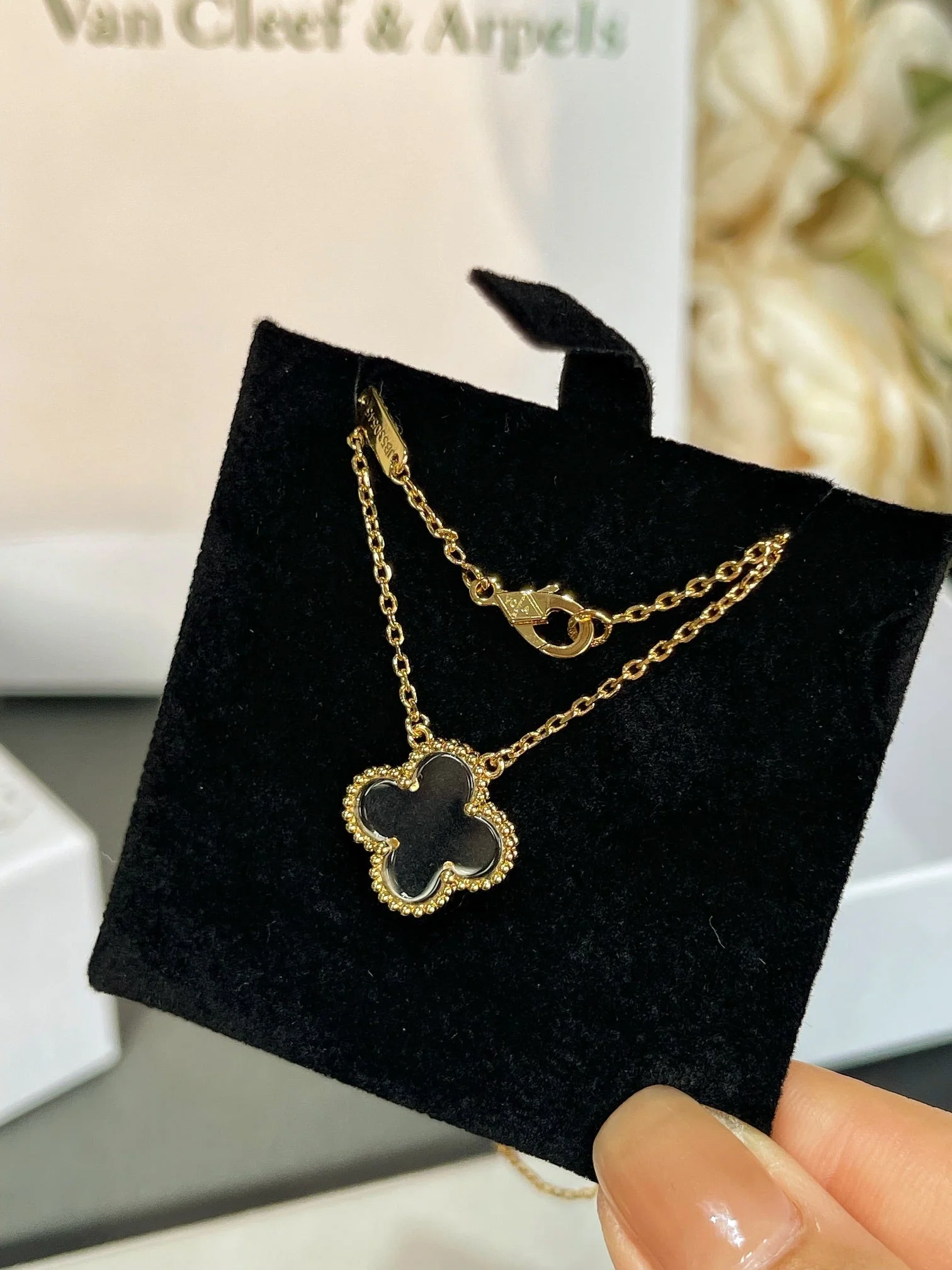 [VA]CLOVER ROCK CRYSTAL ROSE GOLD NECKLACE