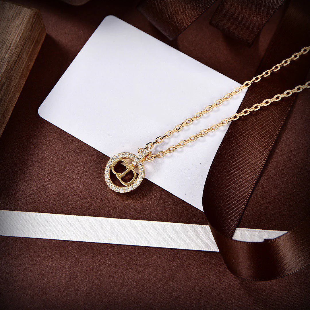 [CD] GOLD DIAMOND NECKLACE