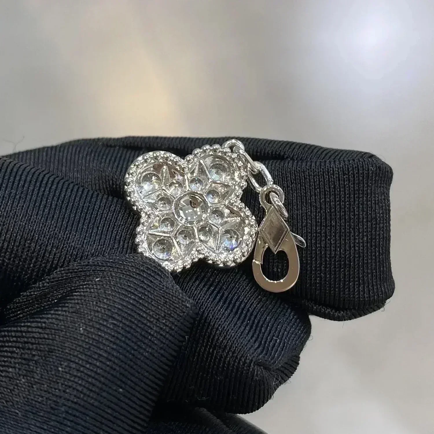 [VA]CLOVER 5 MOTIFS  DIAMOND BRACELET SILVER