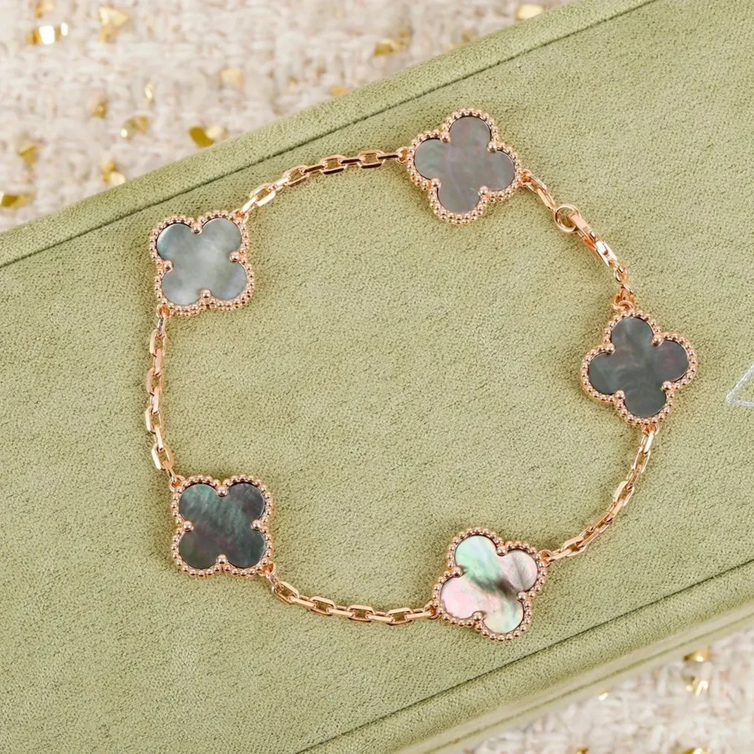 [VA]CLOVER 5 MOTIF GRAY MOP  BRACELET