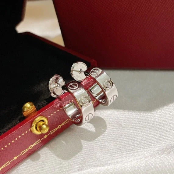 [CT]LOVE EARRINGS 5.7MM 2 DIAMONDS