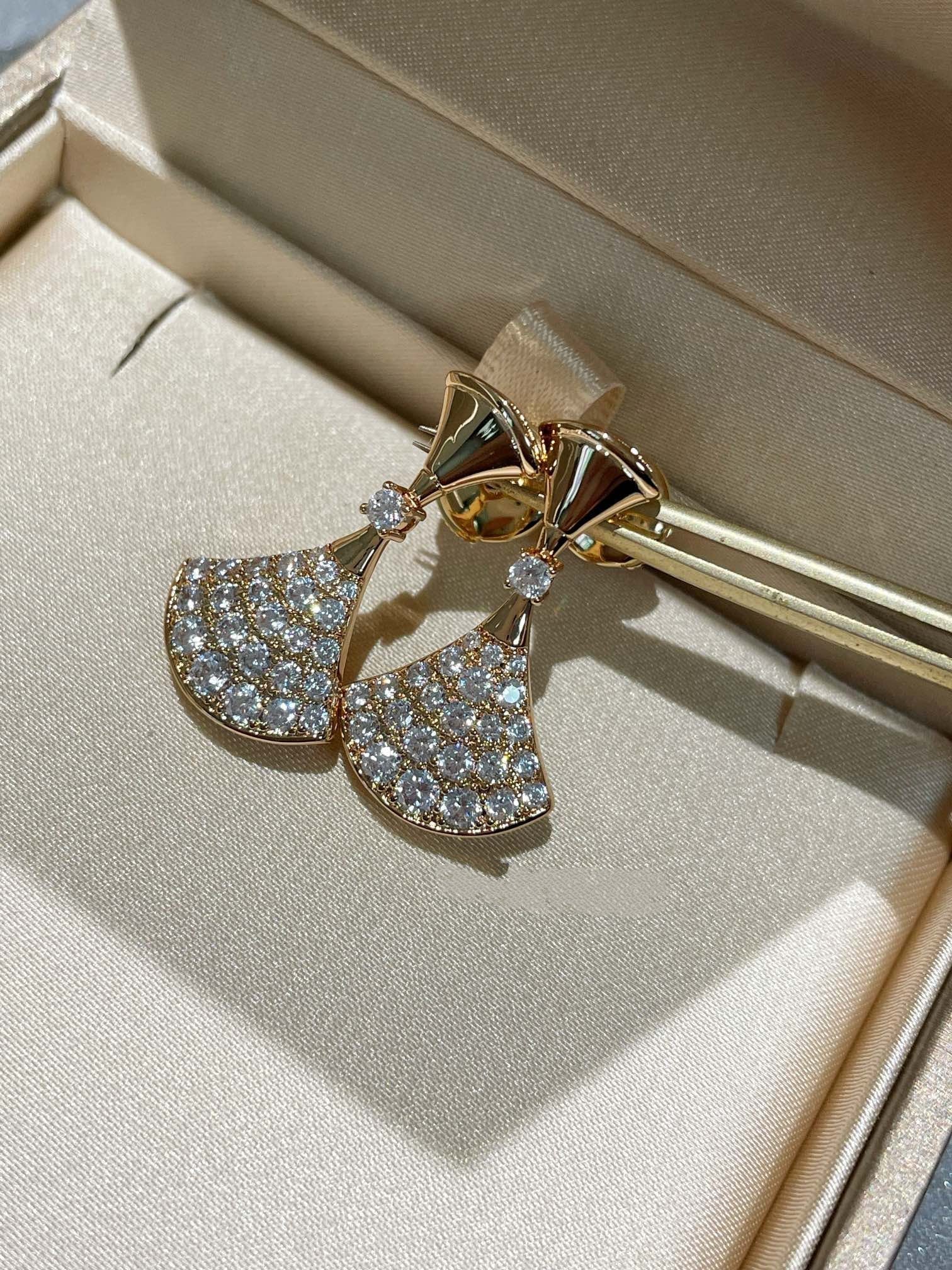 [BV]DREAM EARRINGS DIAMOND