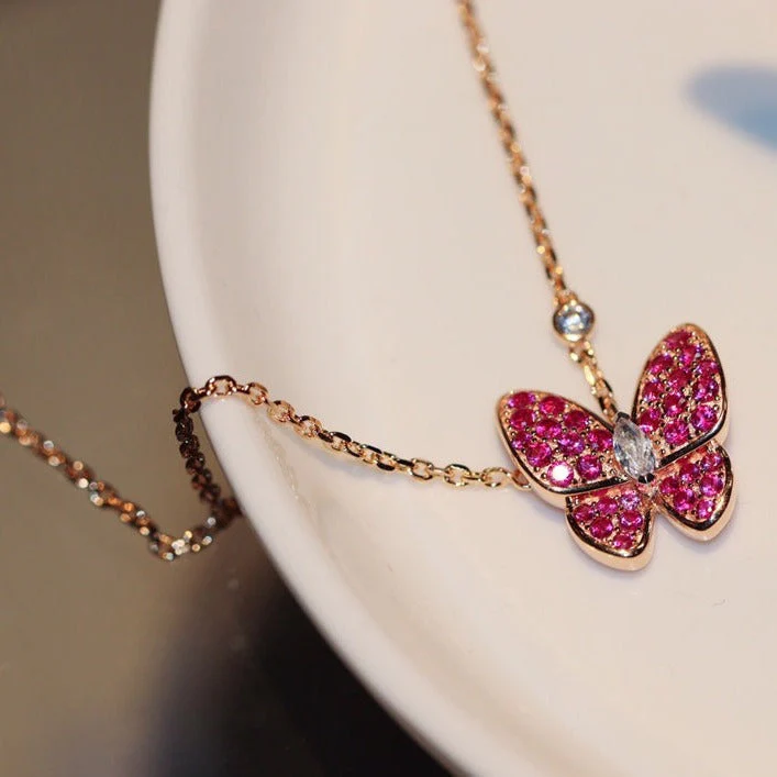 [VA]BUTTERFLY RED DIAMOND ROSE GOLD NECKLACE