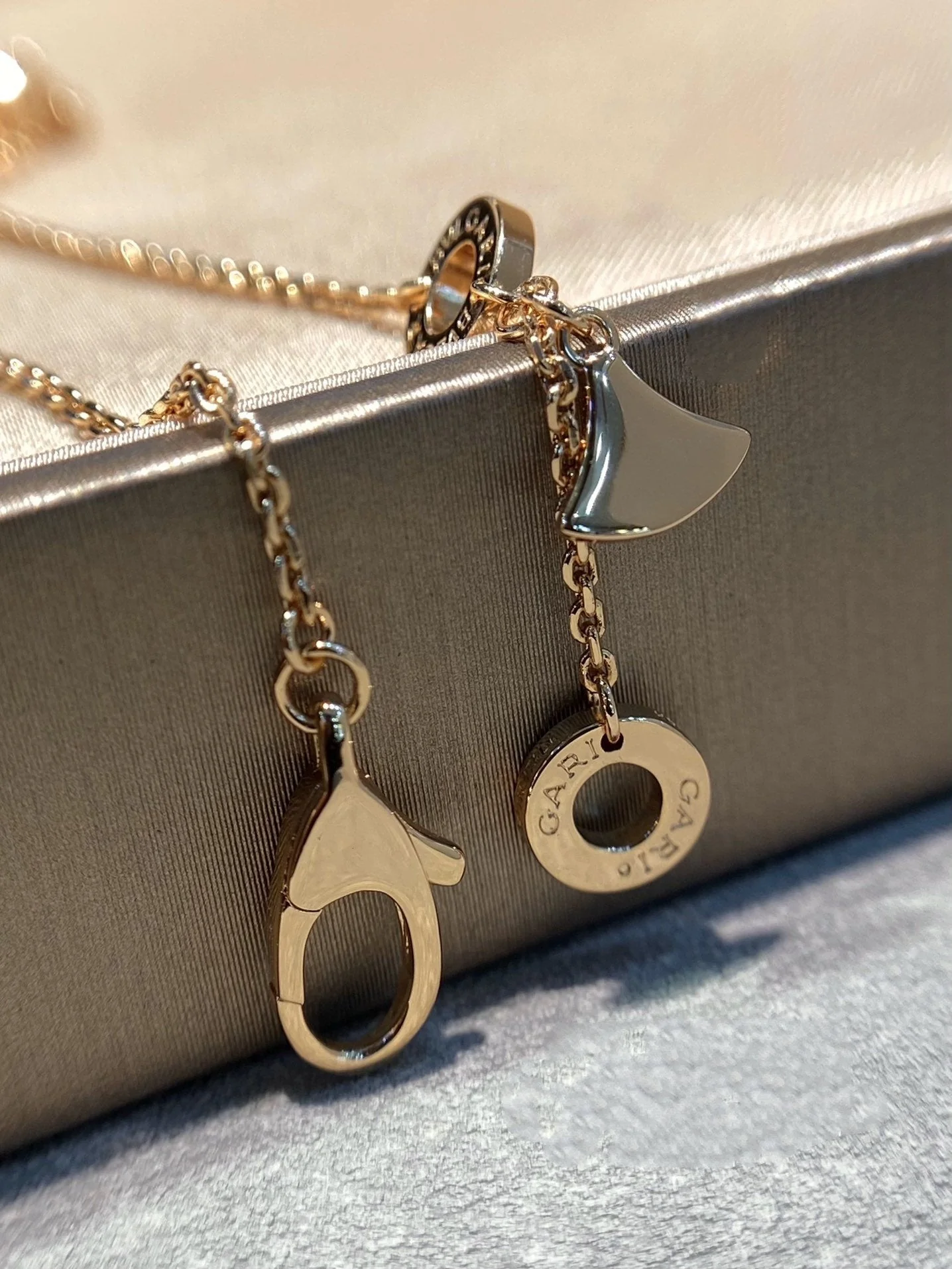 [BV]DREAM MOP DIAMOND PAVED PINK GOLD NECKLACE