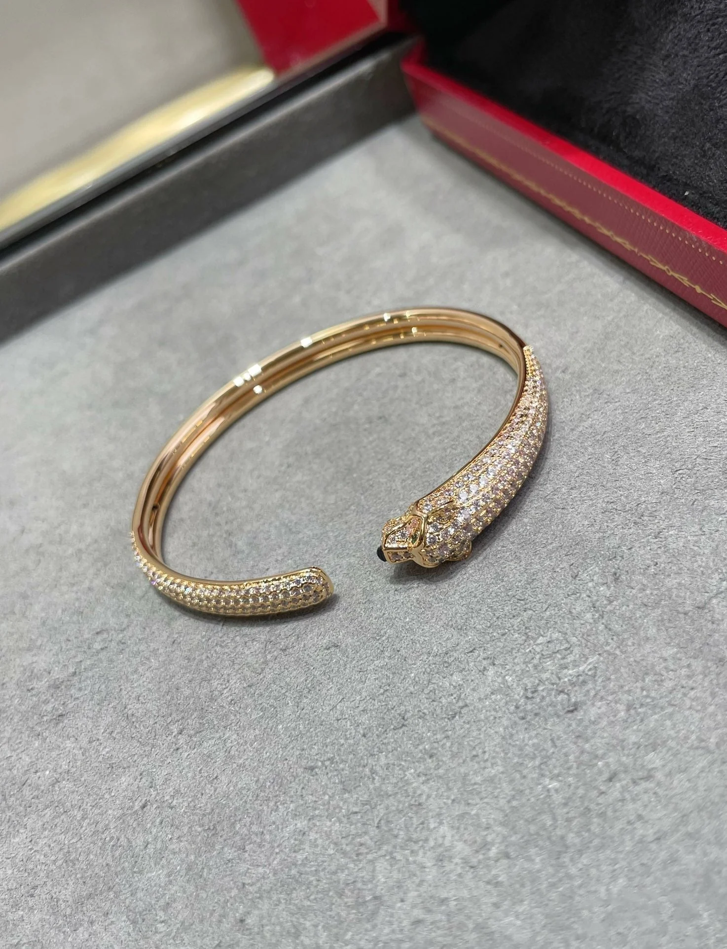 [CT]PANTHERE FULL DIAMOND OPEN BRACELET