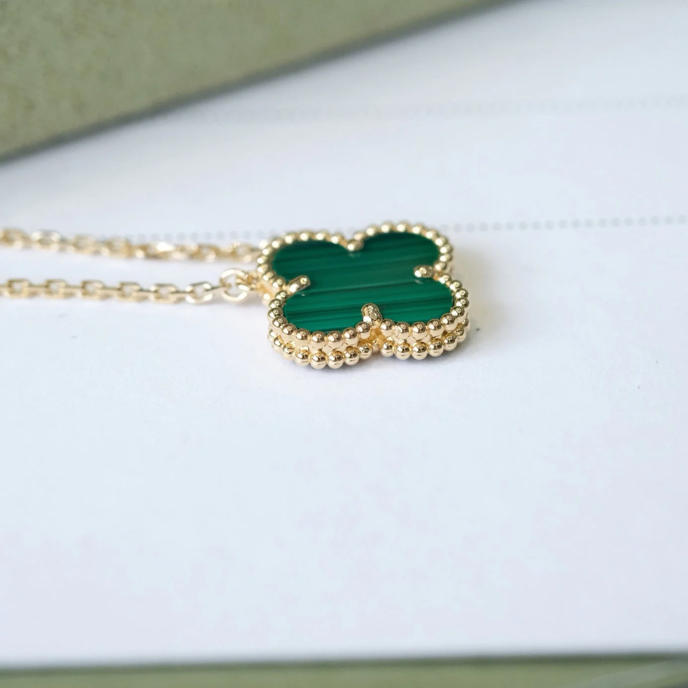 [VA]CLOVER 15MM MALACHITE SINGLE FLOWER  NECKLACE
