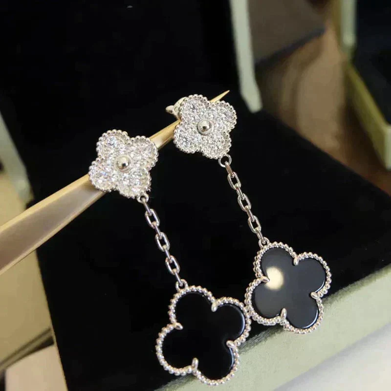 [VA]CLOVER 2 MOTIFS  DIAMOND ONYX EARRINGS SILVER
