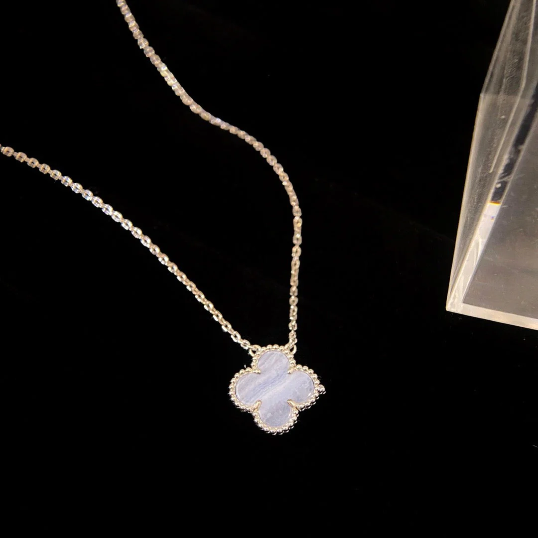 [VA]CLOVER 15MM BLUE CHALCEDONY NECKLACE SILVER