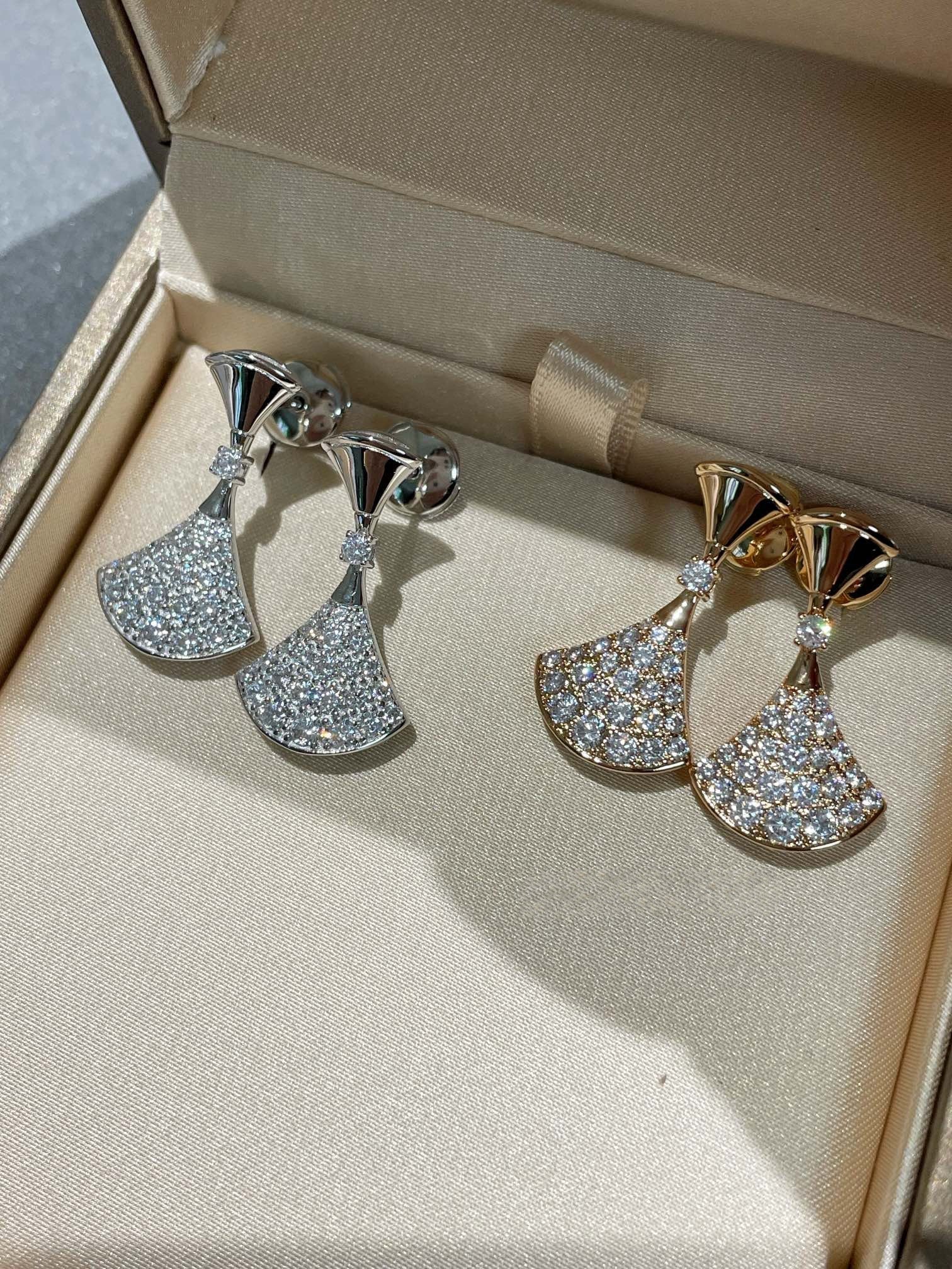 [BV]DREAM EARRINGS DIAMOND