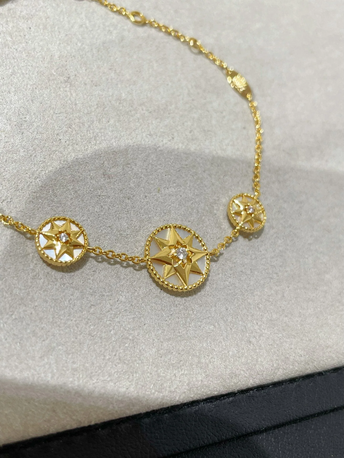 [CD]LUCKY STAR GOLD DIAMOND 3 MOTIF BRACELET
