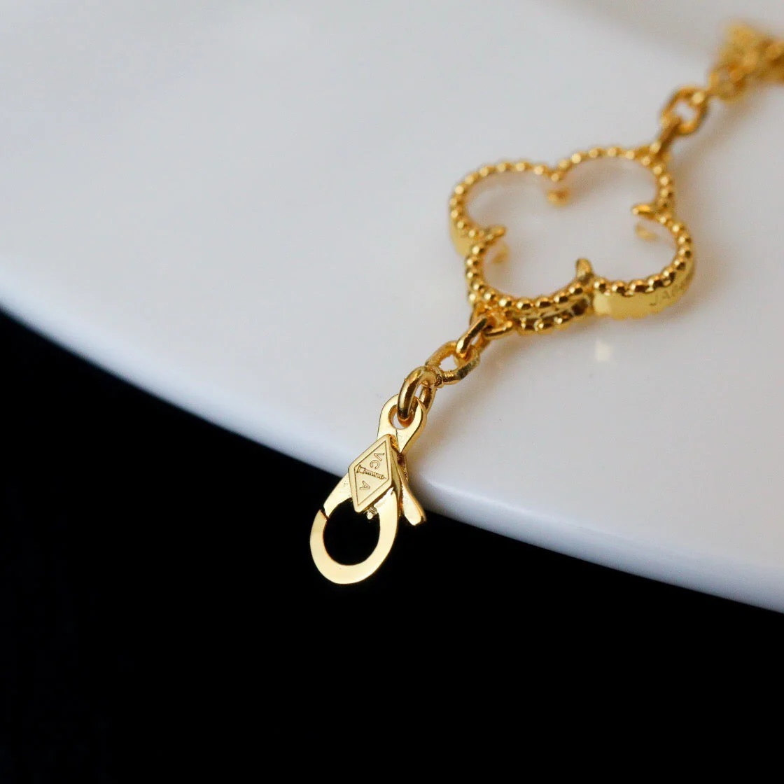 [VA]CLOVER 5 MOTIF ROCK CRYSTAL PINK GOLD BRACELET