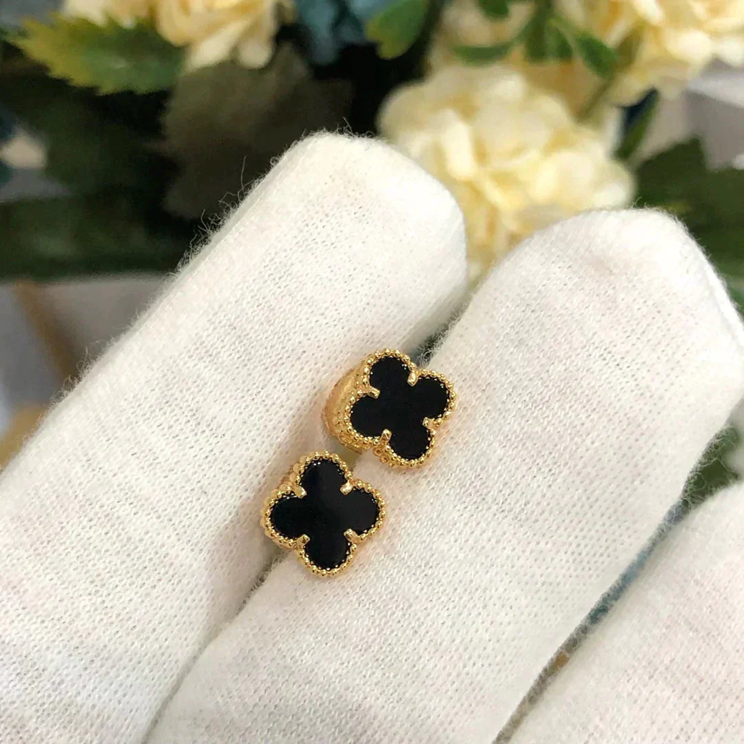 [VA]CLOVER MINI 9.5MM BLACK MOP EARRINGS
