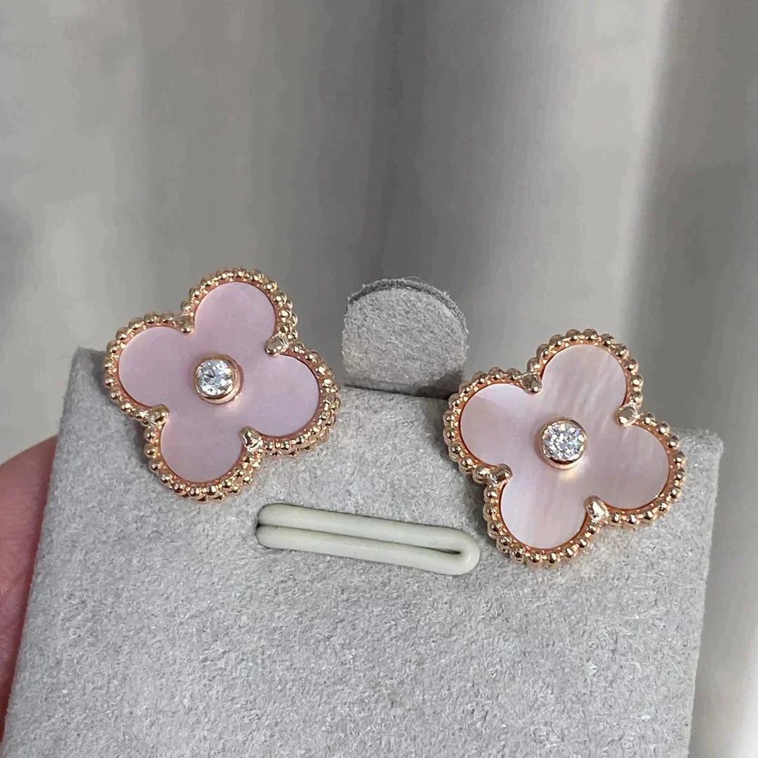 [VA]CLOVER MEDIUM 1 MOTIFS  PINK MOP DIAMOND EARRINGS