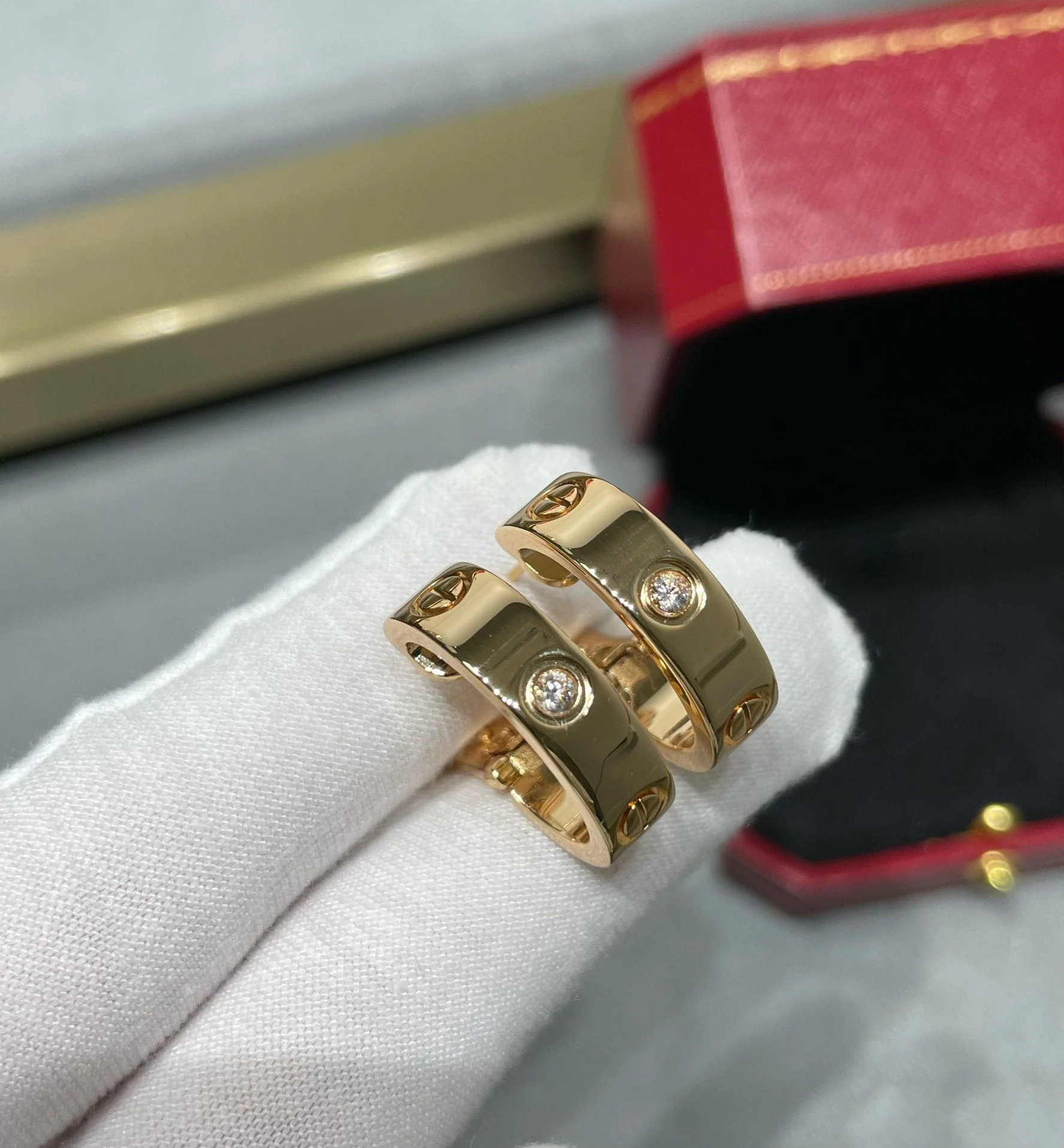 [CT]LOVE 5.5MM 1 DIAMOND EARRINGS