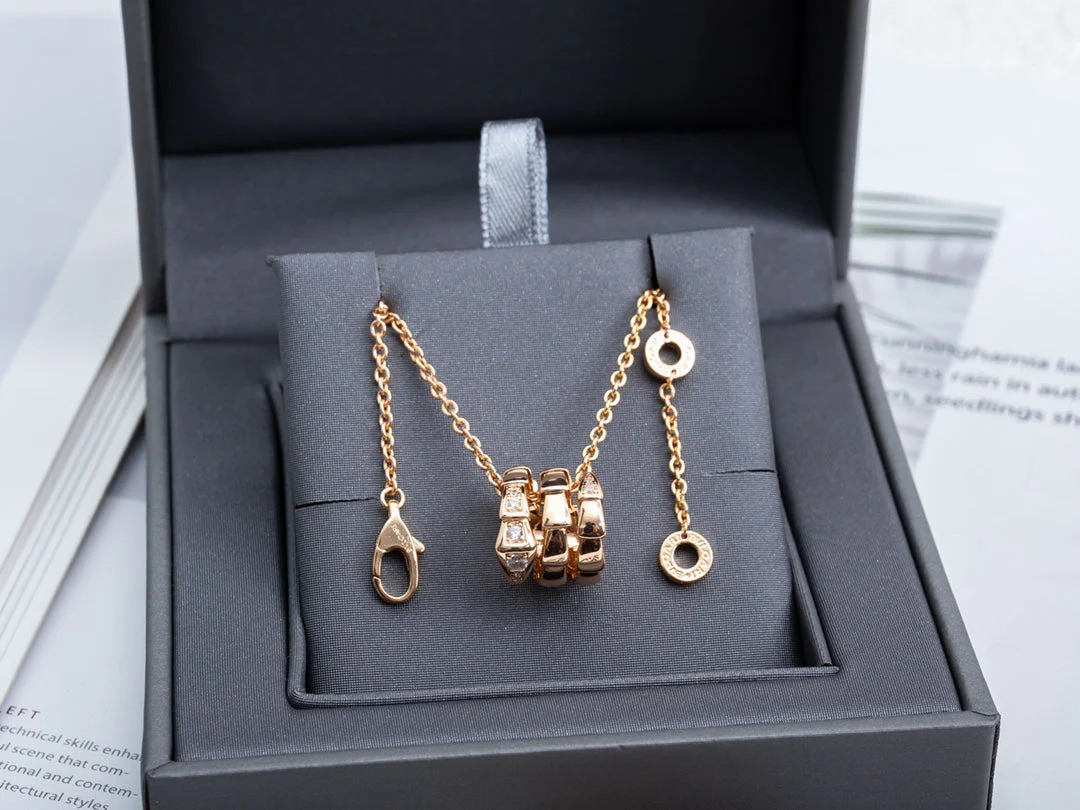[BV]SERPENTI PINK GOLD NECKLACE DIAMOND