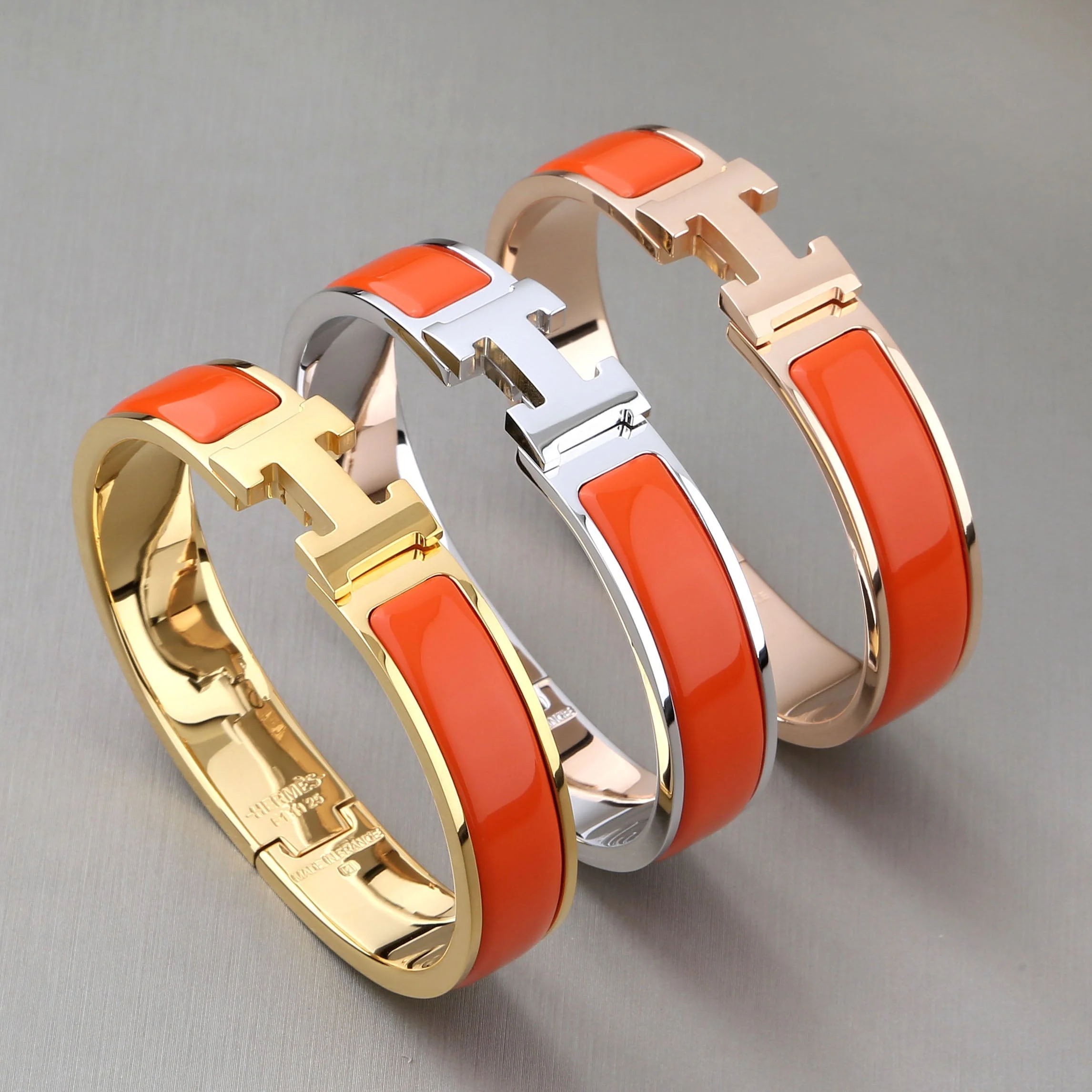 [Hmes]H ORANGE BRACELET