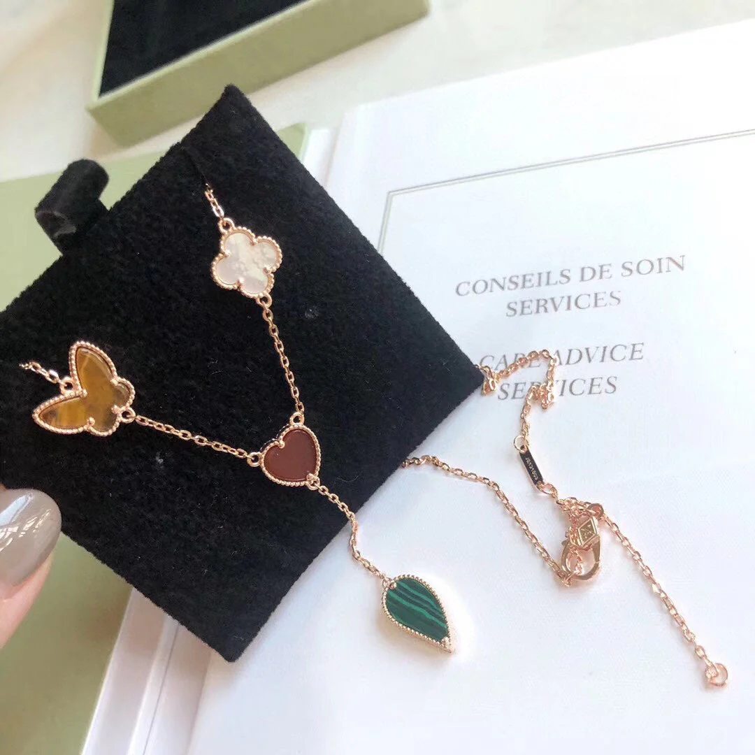[VA]LUCKY SPRING 4 MOTIFS ROSE GOLD NECKLACE