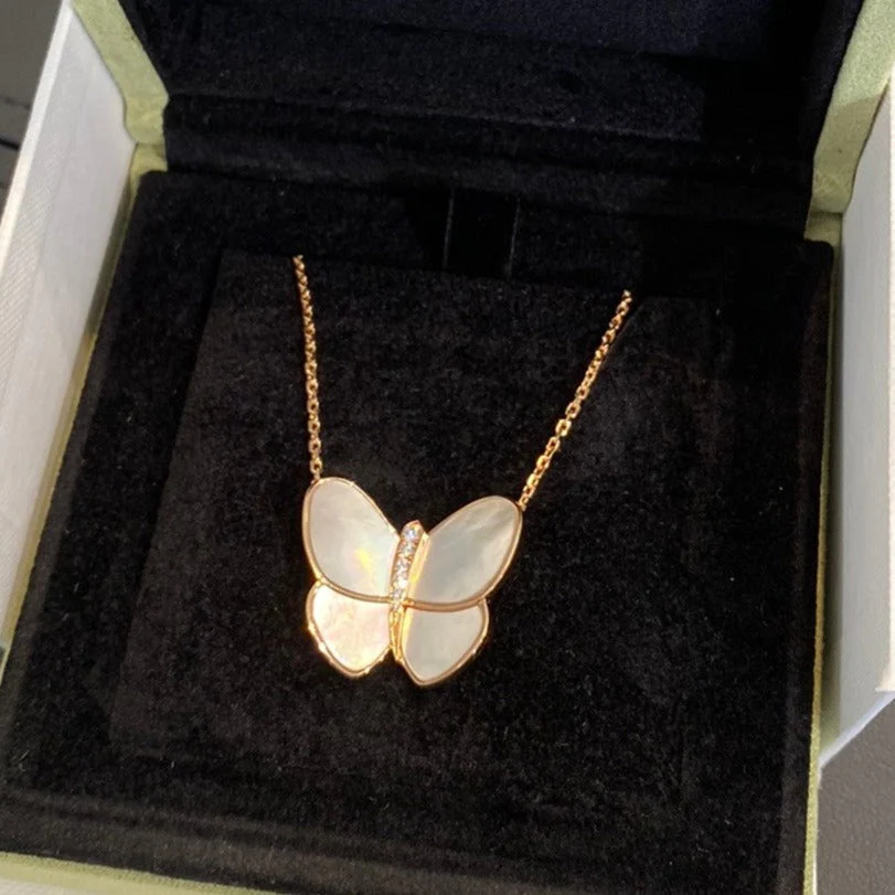 [VA]BUTTERFLY GOLD MOP DIAMOND NECKLACE