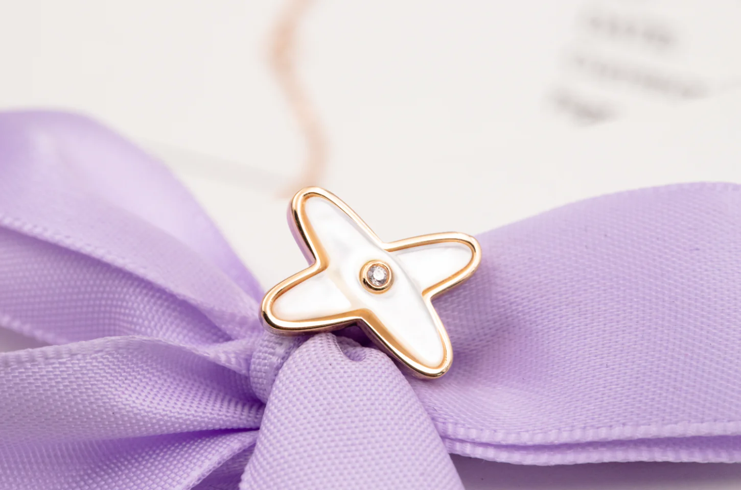 [CH]JEUX DE WHITE MOP PINK GOLD DIAMOND EARRINGS