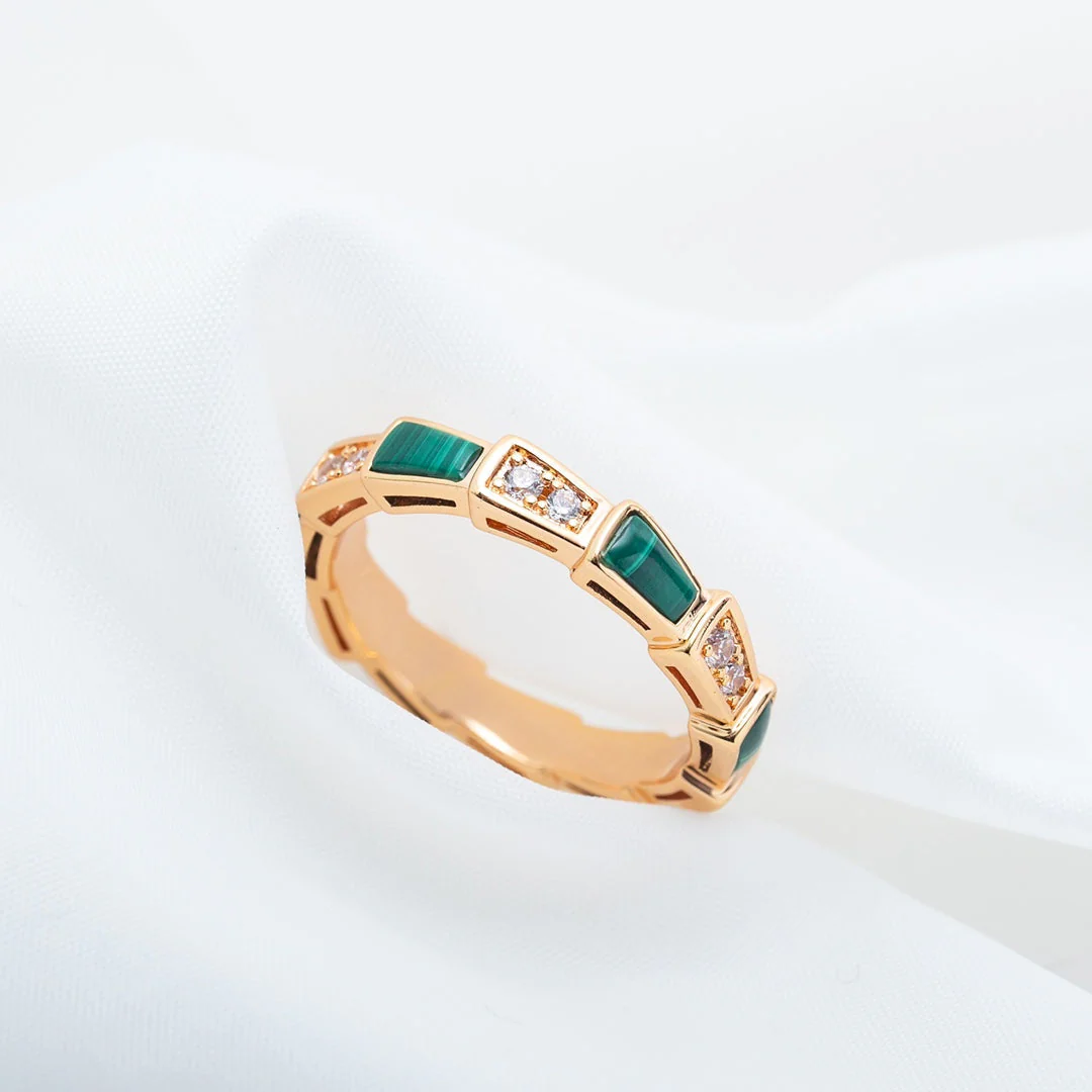[BV]SERPENTI RING PINK GOLD MALACHITE DIAMOND 3MM