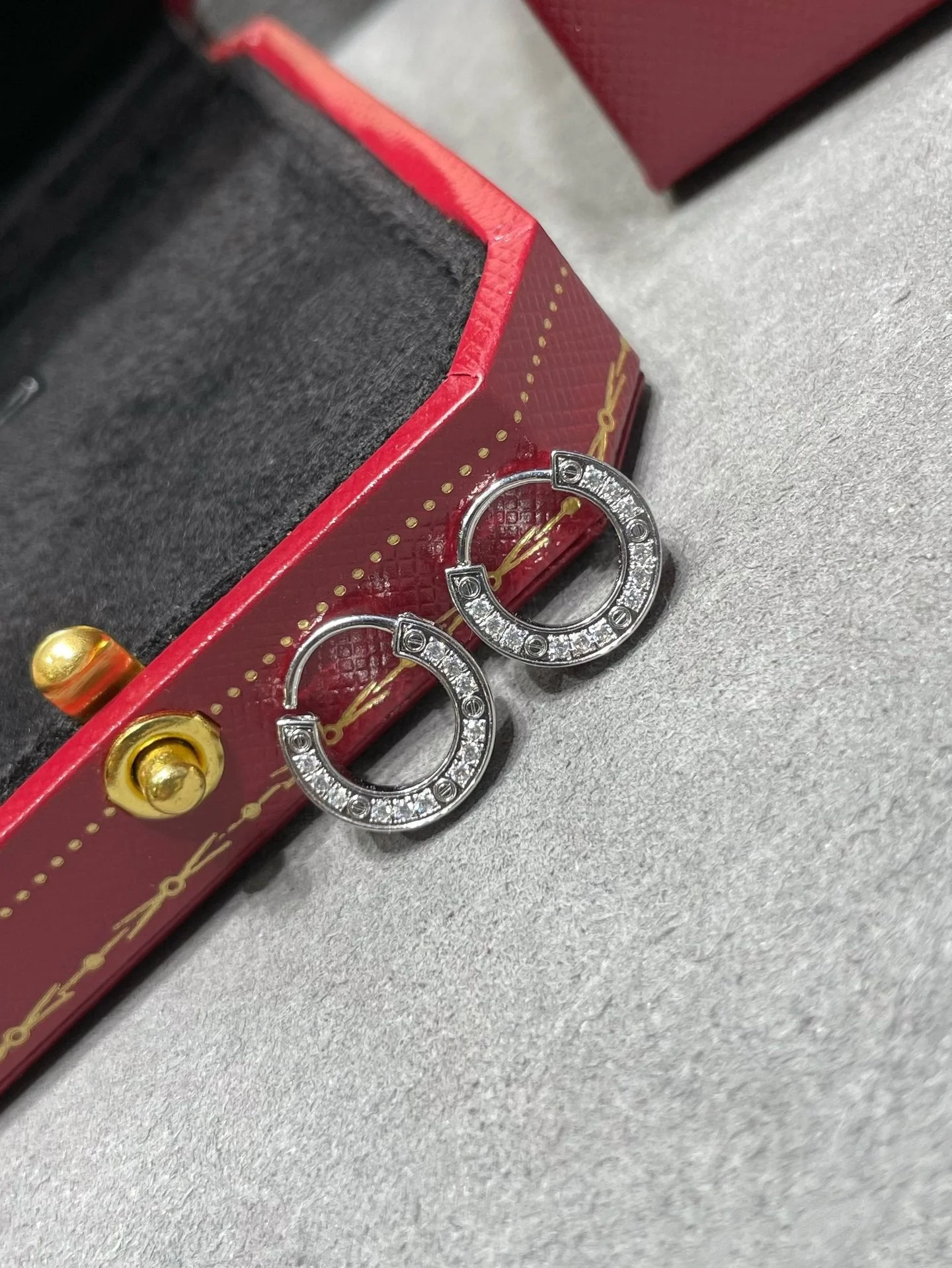 [CT]LOVE DIAMOND EARRINGS