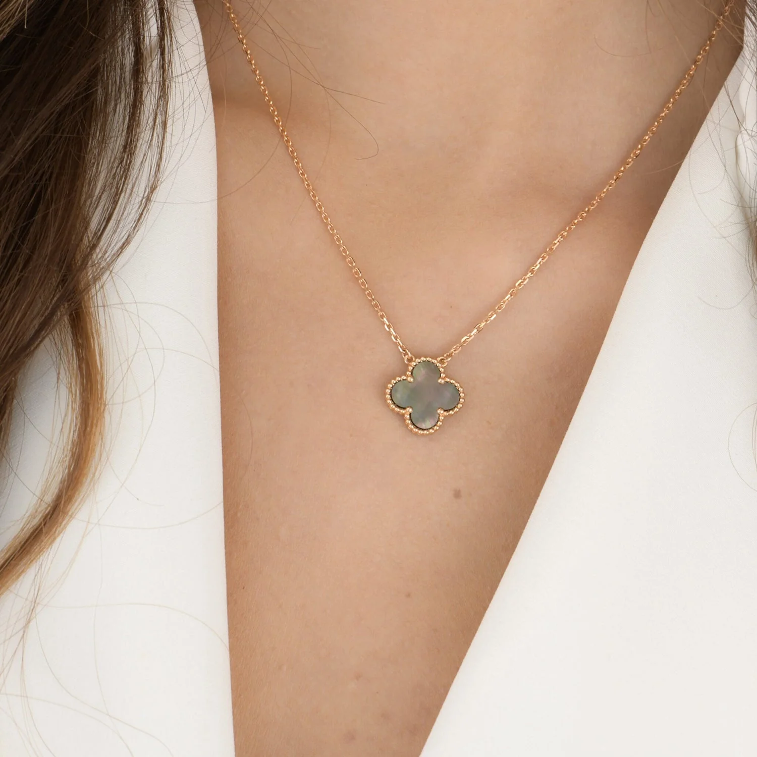 [VA]CLOVER 15MM  GRAY MOTHER OF PEARL NECKLACE