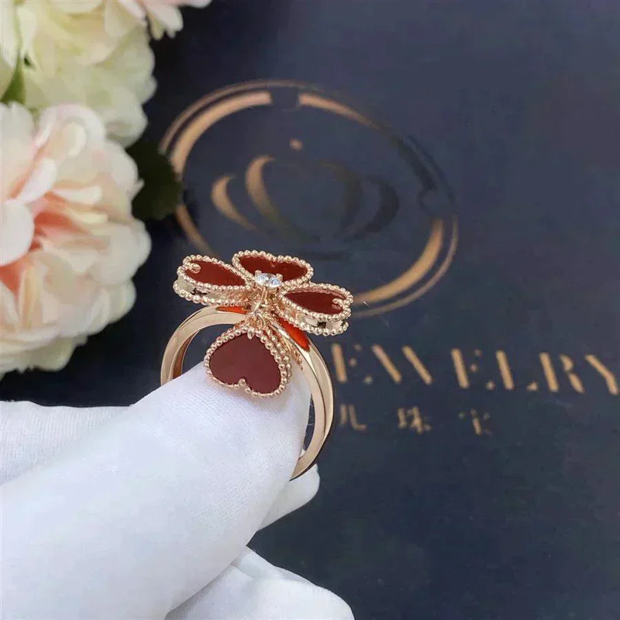 [VA]SWEET CLOVER CARNELIAN RING