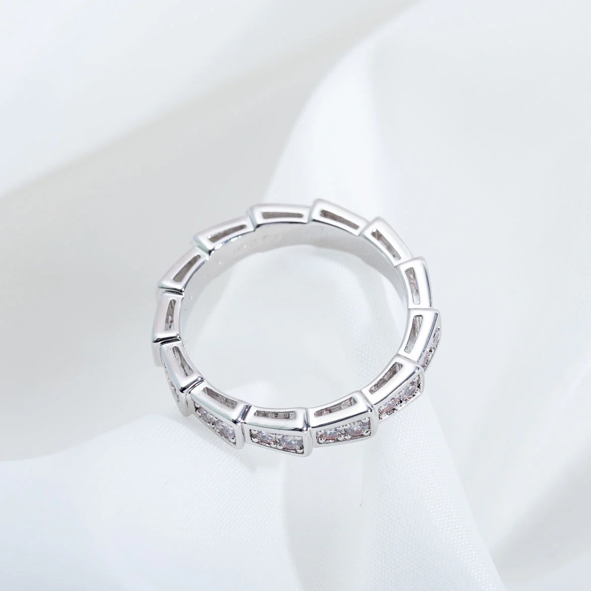 [BV]SERPENTI RING SILVER DIAMOND PAVED 3MM