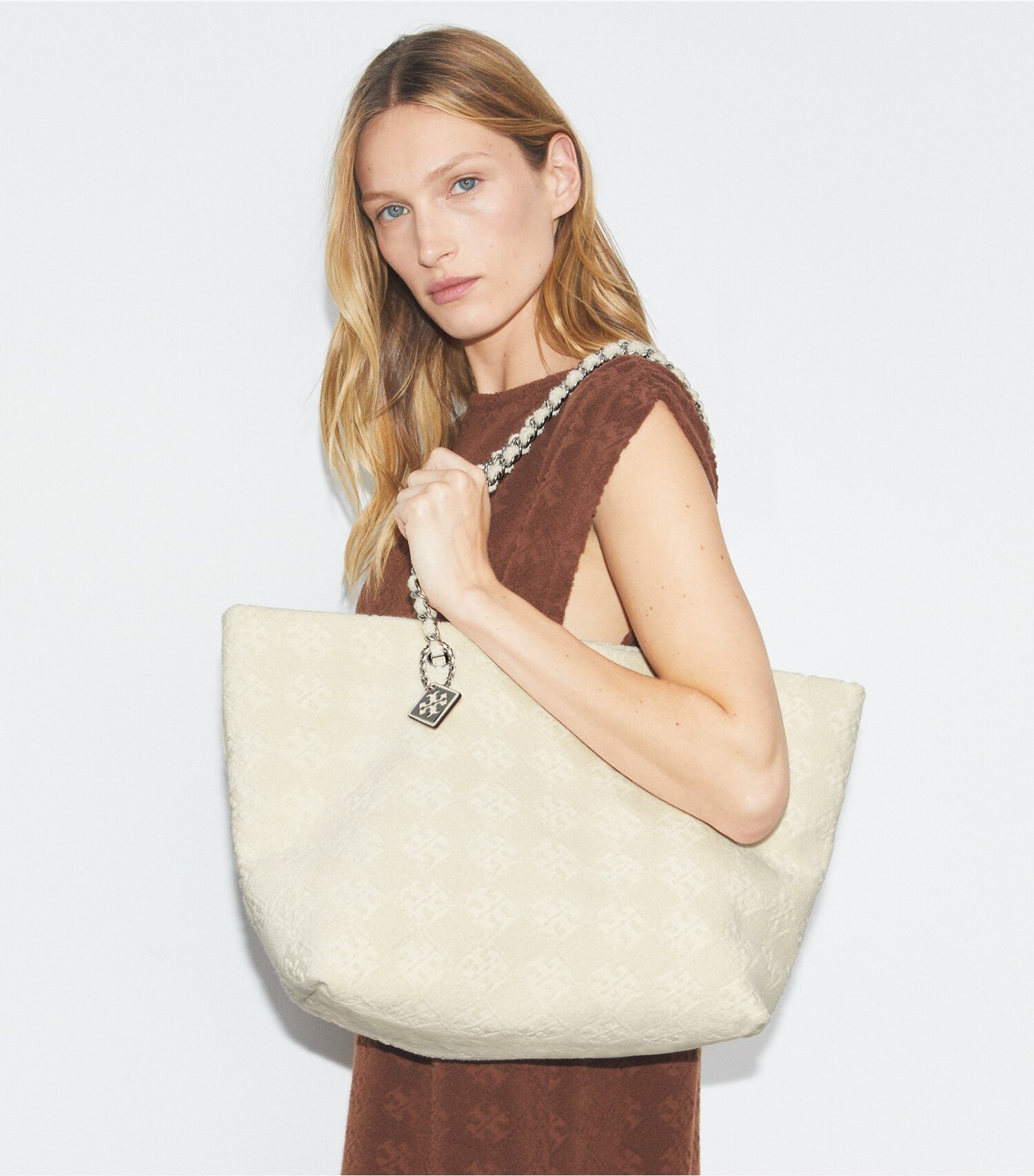 Ella Terry Chain Tote