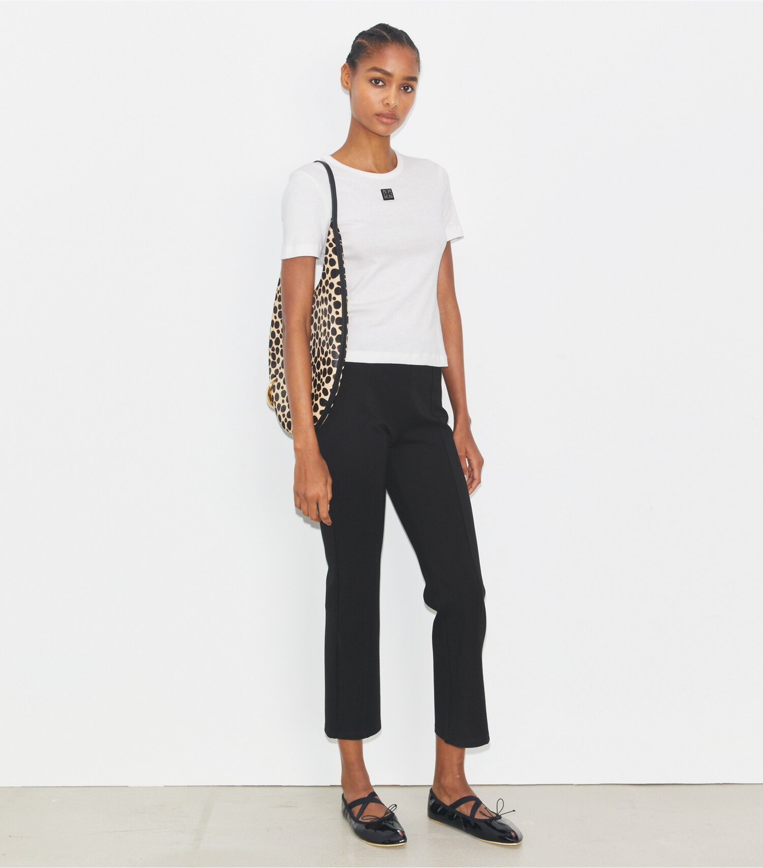 Flared Cropped Compression Pant