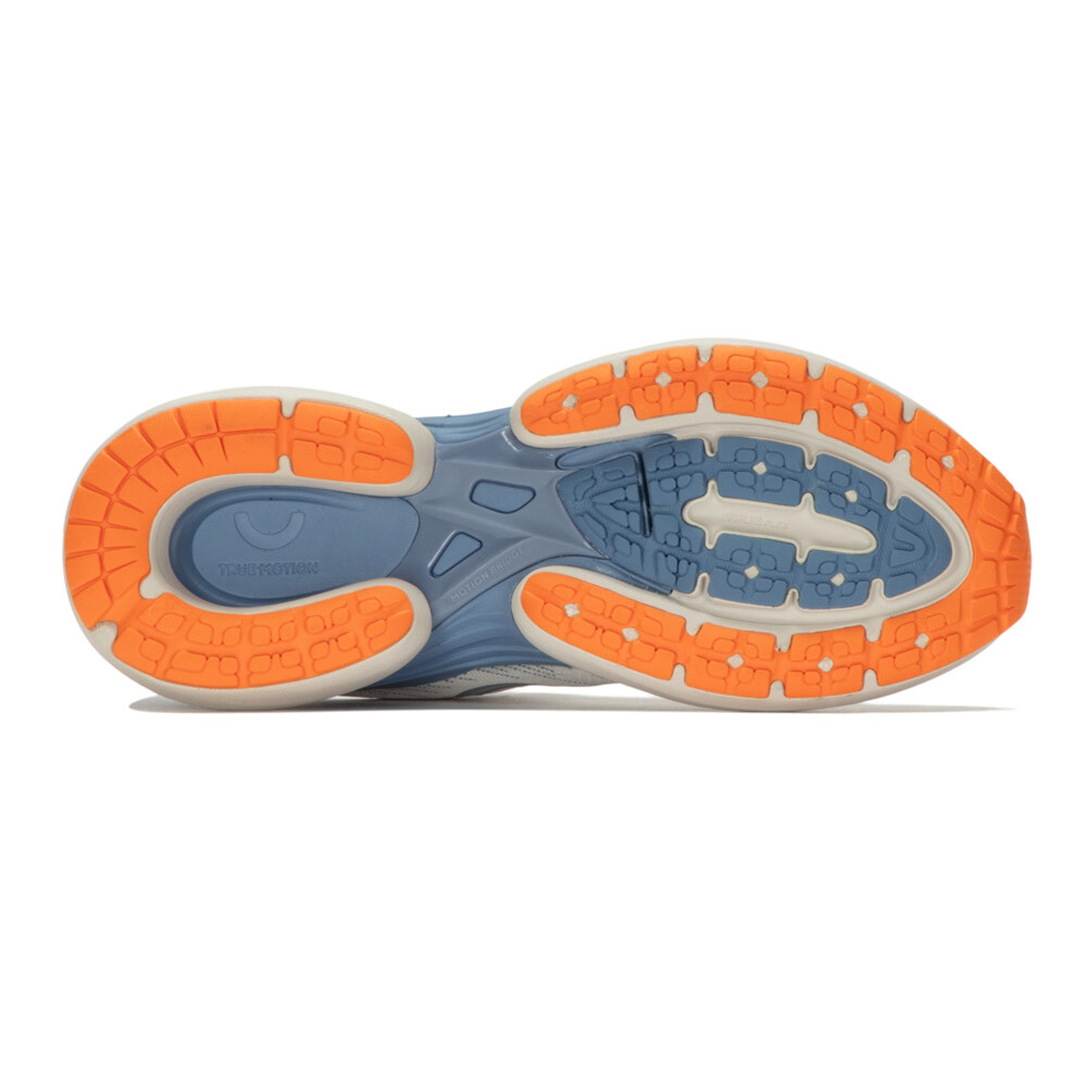 True Motion U-TECH Nevos 3 Running Shoes - AW24