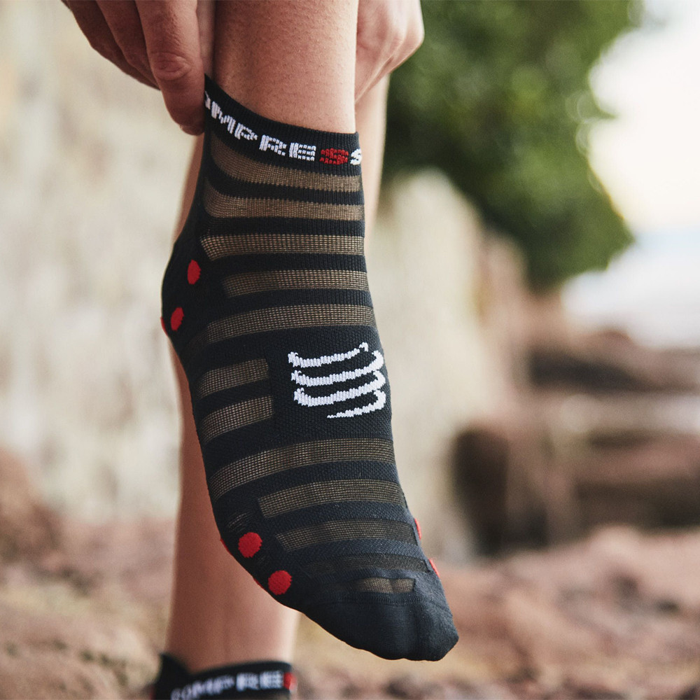 Compressport Pro Racing v4.0 Ultralight Run Low Socks - SS25