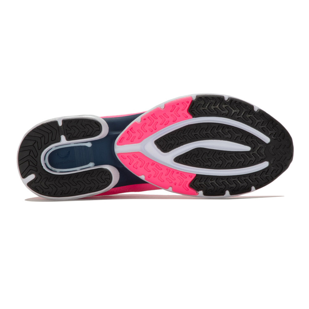 True Motion U-TECH Solo Women's Running Shoes