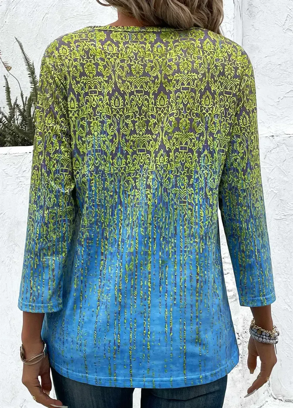 Blue Button Ombre 3/4 Sleeve Round Neck T Shirt