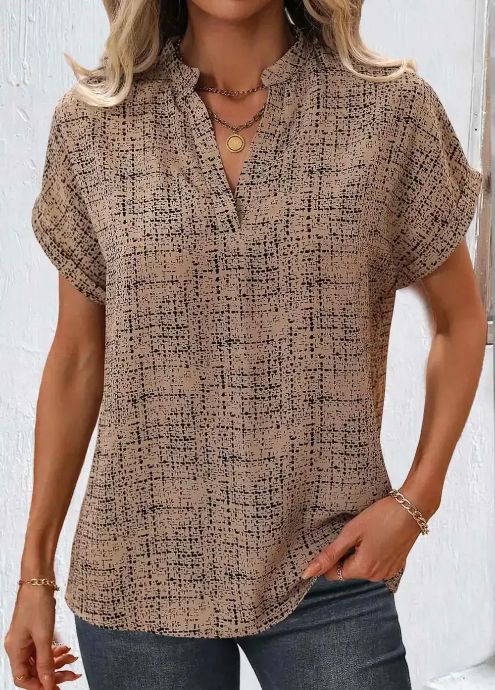 Light Coffee Split Geometric Print Short Sleeve Blouse