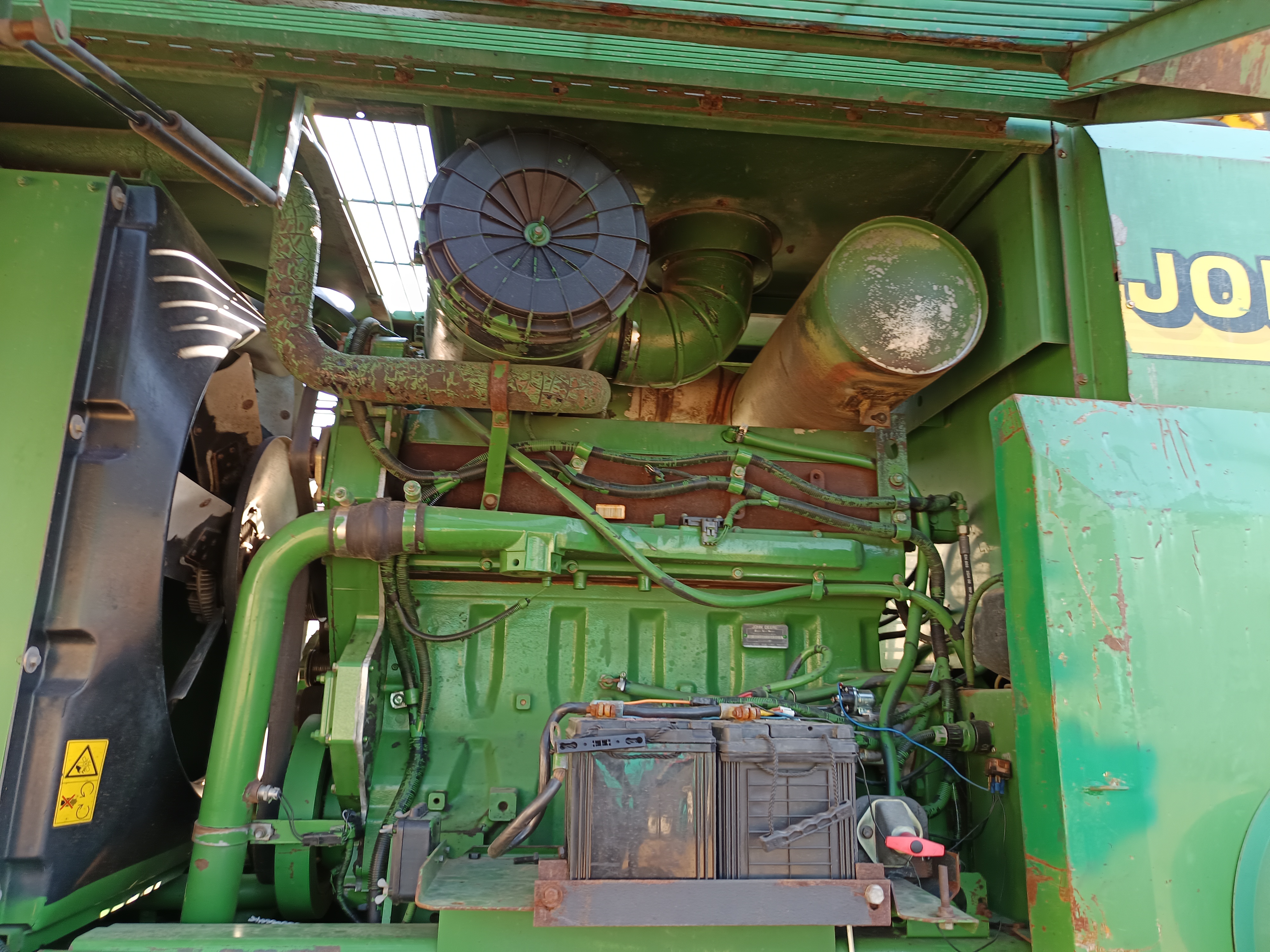 John Deere 6850 Self Propelled Forage Harvester