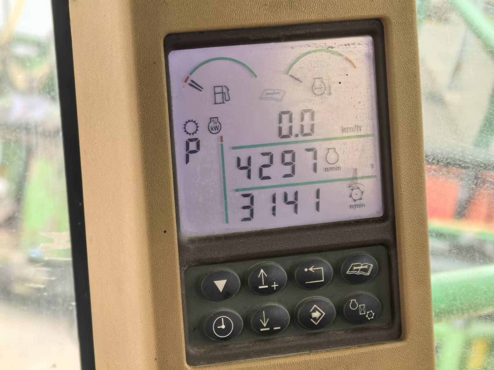 John Deere 7250 Self Propelled Forage Harvester, 375 Horse Power, with Kemper 445 header , in good working condition, ready for field work.