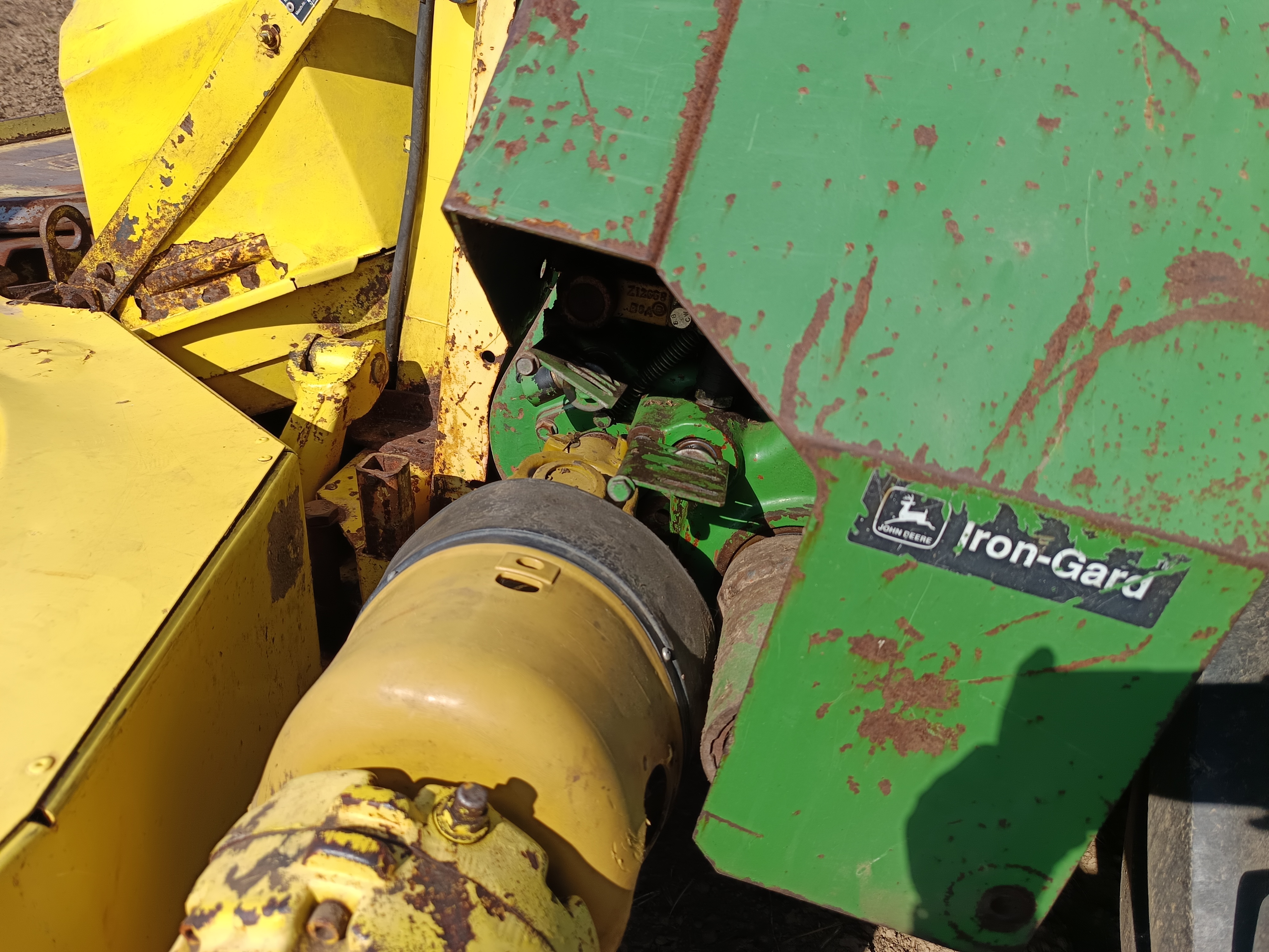 John Deere 6850 Self Propelled Forage Harvester