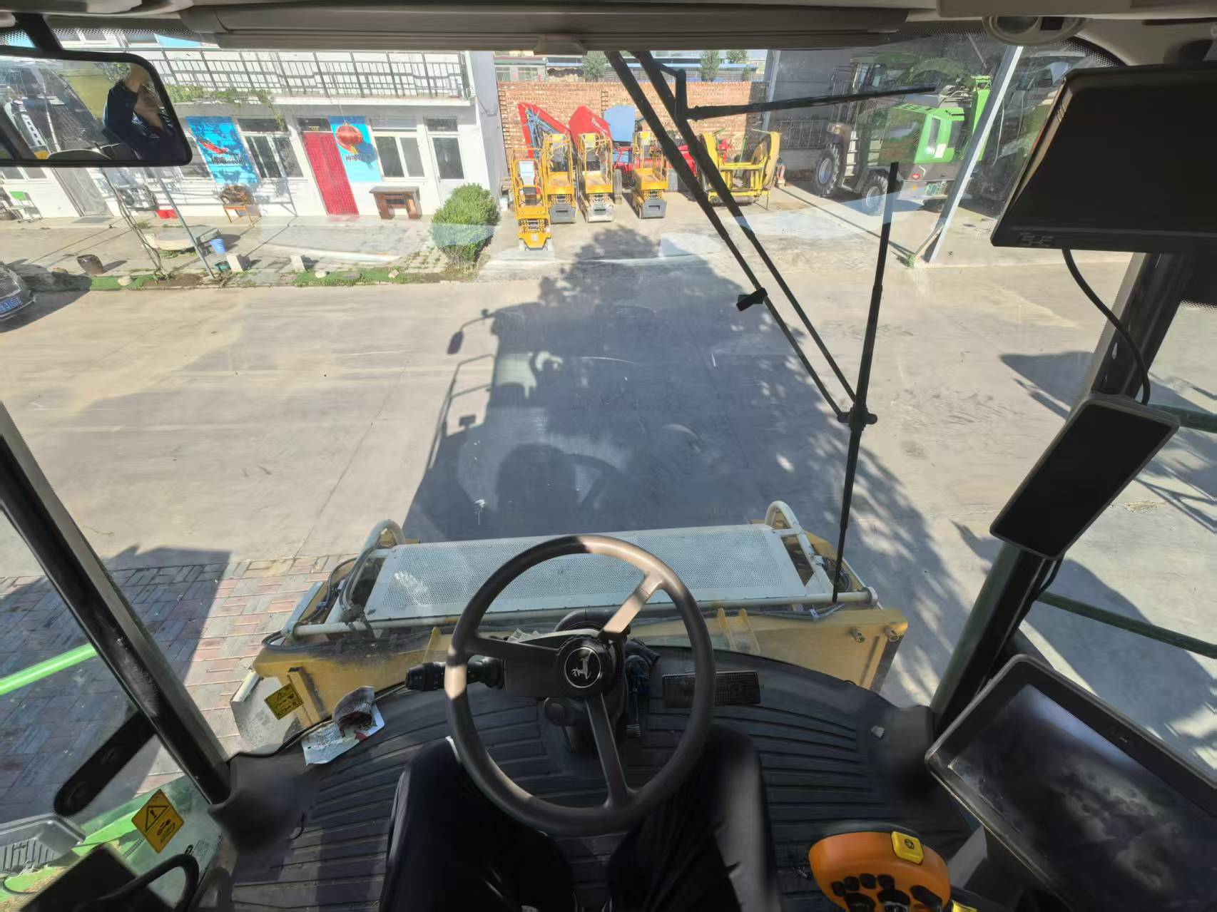 John Deere  8400 forage harvester 2016 year model, 397KW, for sale,ready for field work